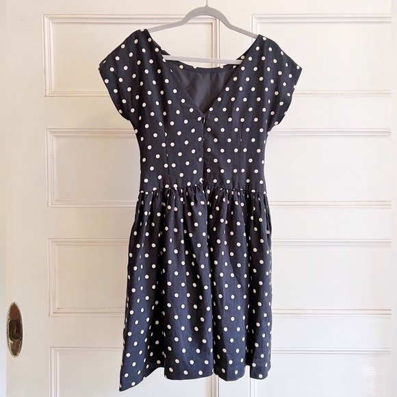 Lili’s Closet Black Linen Swinger Dress with Cream/Natural Polka Dots - Picture 2 of 7